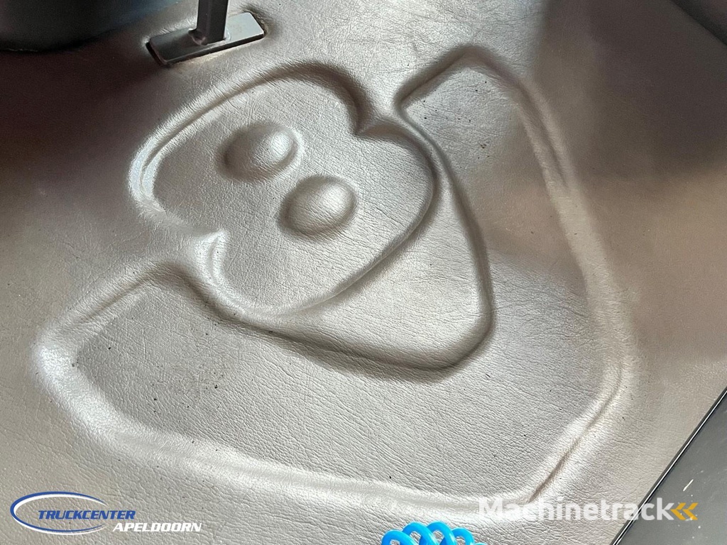 Scania T560 Longline, 6x2 Boogie, Retarder, Torpedo - Hauber - T serie, Show truck TC11045