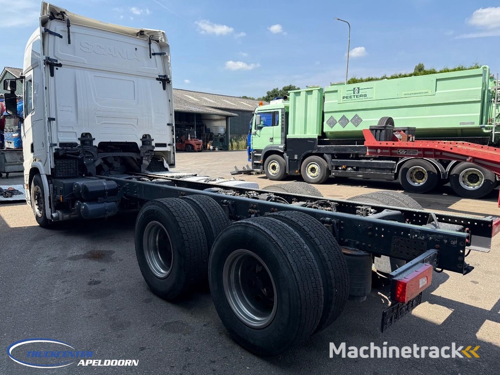 Scania R650 V8 NGS 6x4, Parking climate, Retarder, PTO, 9000 Front axle TC11158