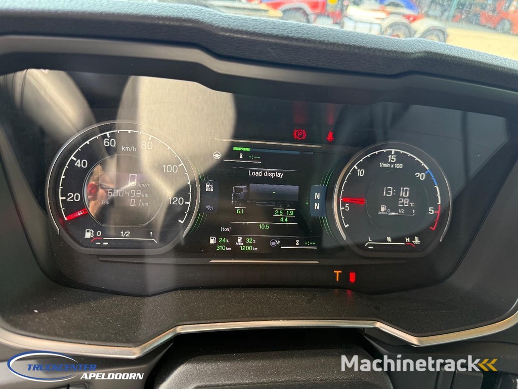 Scania R650 V8 NGS 6x4, Parking climate, Retarder, PTO, 9000 Front axle TC11158