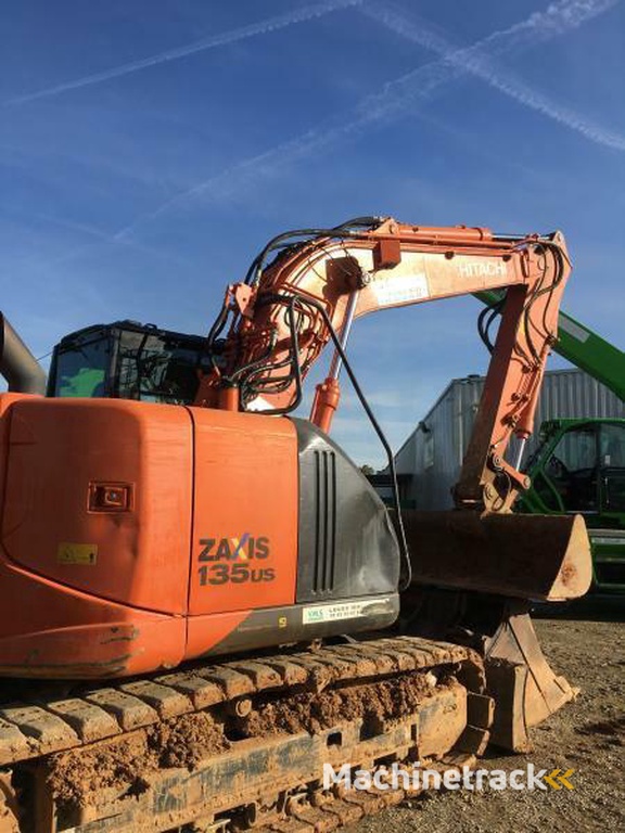 Hitachi ZX135-US-5B