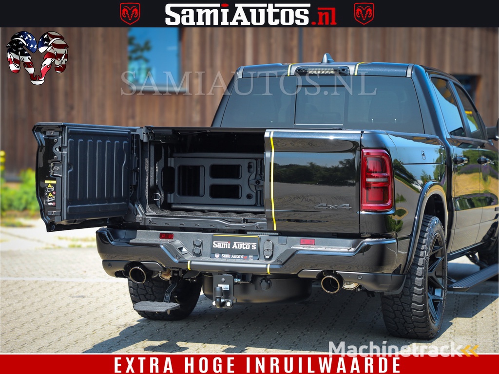 Dodge Ram 1500 Limited Night H.O 540HP 706Nm | Massage + Full Option | De Meest Luxe en Volle Pick-Up in zijn Klasse | Comfortabele Dubbele Cabine met Royale 5 Zitplaatsen | BPM vrij | Nu Leverbaar uit Voorraad | Voorraad Nr 2333 - 5129