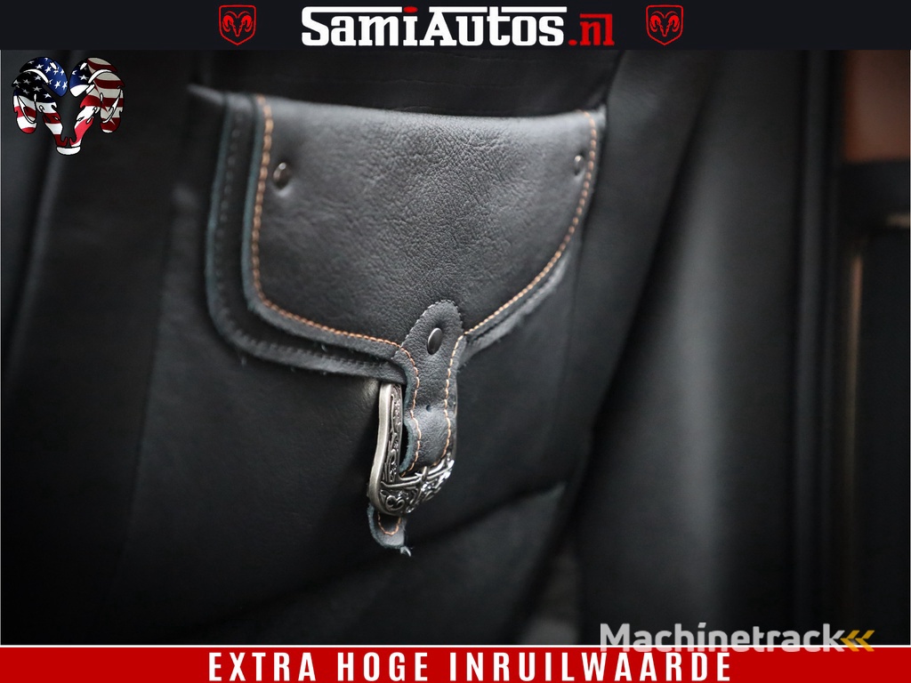 Dodge Ram 1500 BLACK OPS LONGHORN 5.7 V8 HEMI | 8820KM! | BOM VOL | HUD | LUCHTVERING | PANO | 200L LPG | ADAPTIVE CRUISE | DIGI VIRTUAL CLUSTER | CARPLAY | 3500KG | HEADUP | CREW CAB DUBBELE CABINE | 5 PERSOONS | ZWART MET BRUIN LEDER | Z.G.A.N