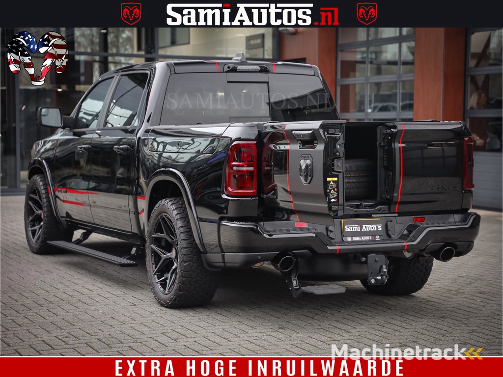 Dodge Ram 1500 Limited Night H.O 540HP 706Nm | Massage + Full Option | De Meest Luxe en Volle Pick-Up in zijn Klasse | Comfortabele Dubbele Cabine met Royale 5 Zitplaatsen | BPM vrij | Nu Leverbaar uit Voorraad | Voorraad Nr 2334 - 5409