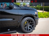 Minituur van Dodge Ram 1500 Limited Night High Output 540HP 706Nm | Massage + Full Option | De Meest Luxe en Volle Pick-Up in zijn Klasse | Comfortabele Dubbele Cabine met Royale 5 Zitplaatsen | BPM vrij | Nu Leverbaar uit Voorraad | Voorraad Nr 2356 - 0990