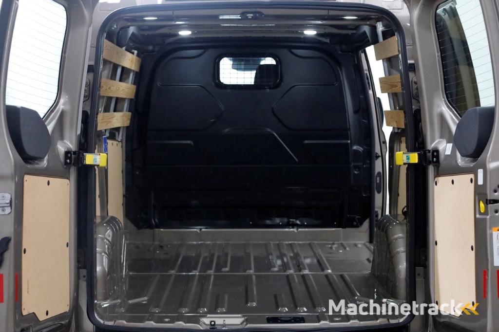Ford Transit Custom 2.0 TDCI E6 L1H1 Trend Airco/Navi/Camera 06-2018