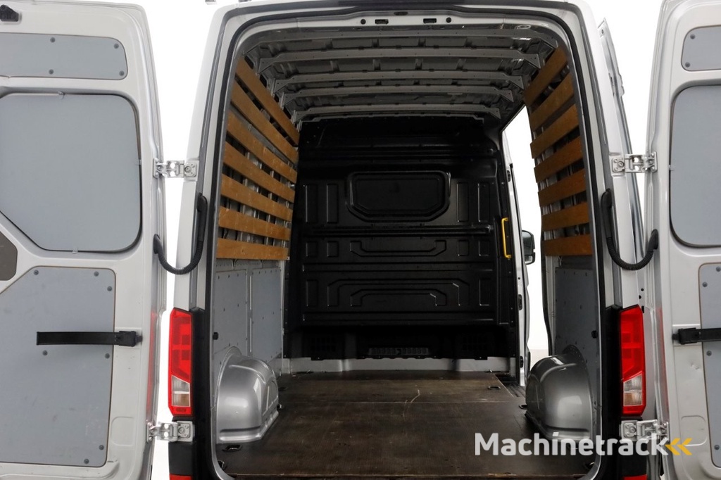 Volkswagen Crafter 30 2.0 TDI 140pk E6 L3H3 (L2H2) Comfortline Airco/Navi 09-2019