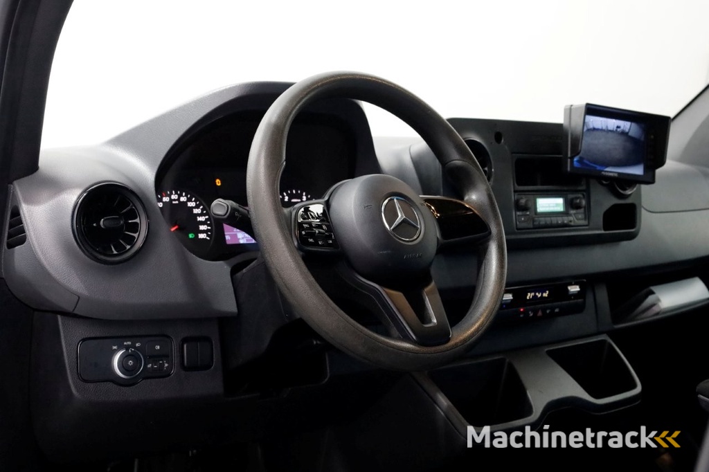 Mercedes-Benz Sprinter 311 CDI 7G Automaat RWD Bakwagen met achterdeuren Airco 01-2021