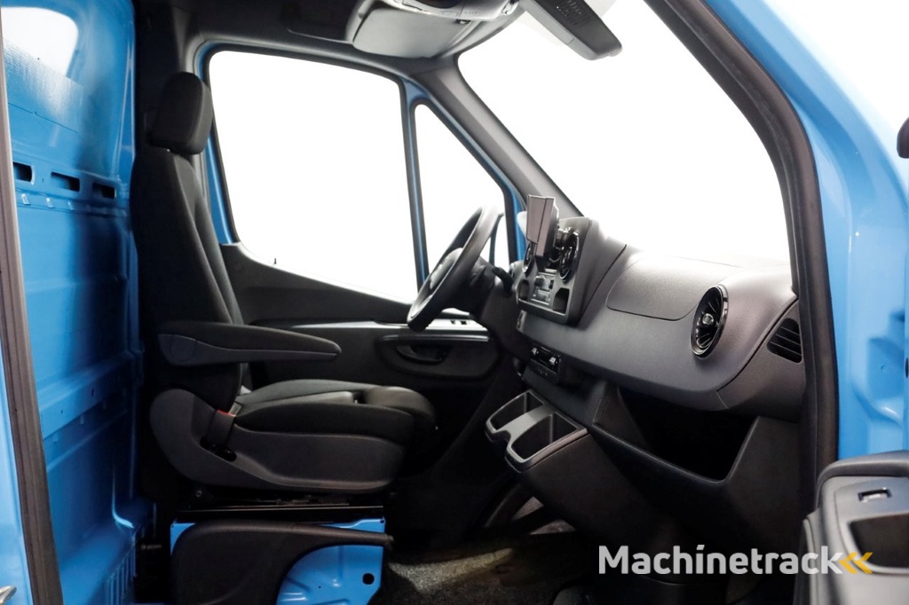 Mercedes-Benz Sprinter 311 CDI 7G Automaat RWD Bakwagen met achterdeuren Airco 03-2021