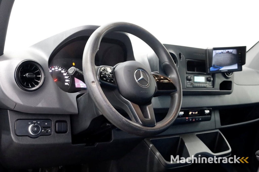Mercedes-Benz Sprinter 311 CDI 7G Automaat RWD Bakwagen met achterdeuren Airco 03-2021