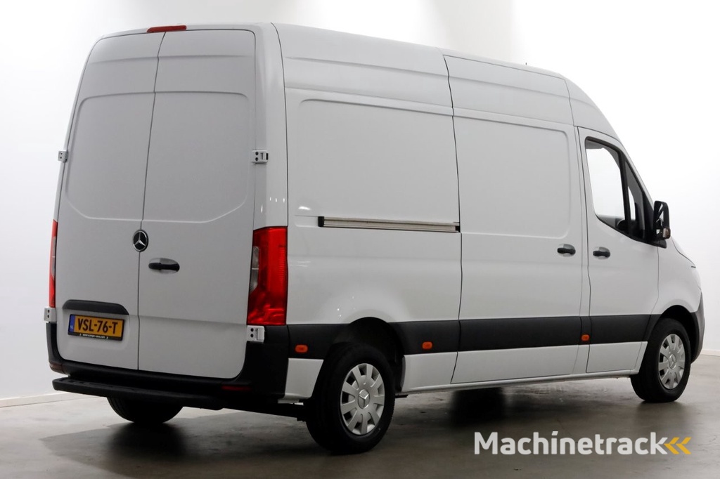 Mercedes-Benz Sprinter 215 CDI 150pk L2H2 9G Automaat Airco/CarPlay 12-2022