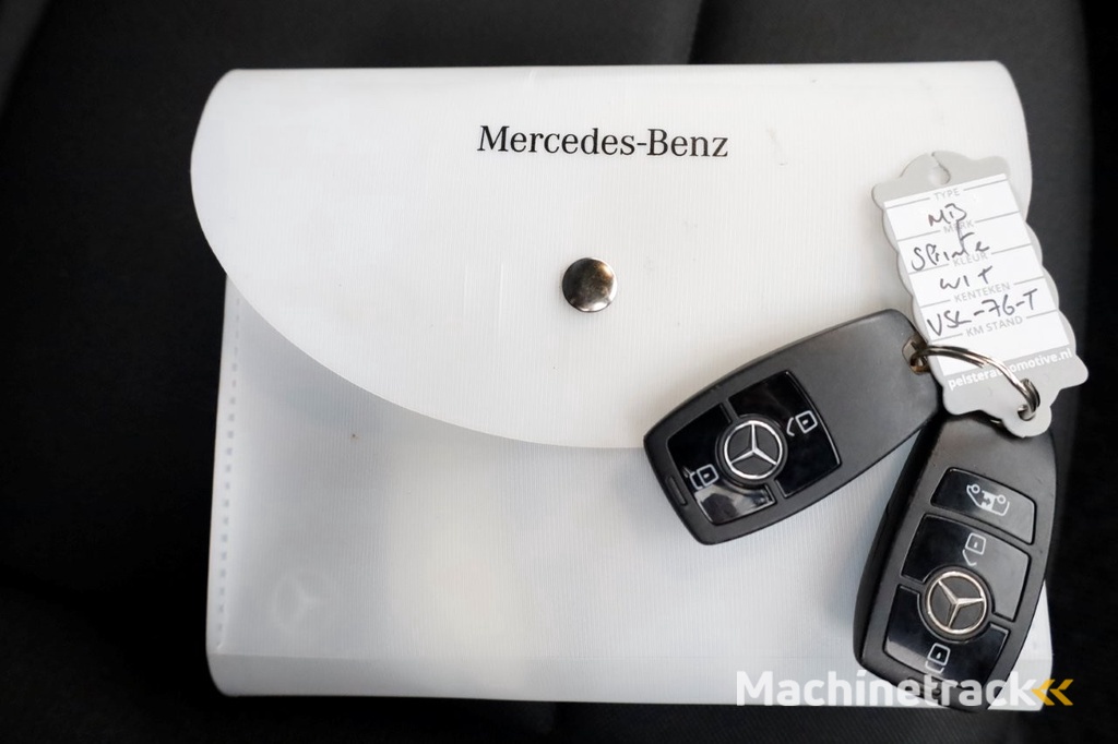 Mercedes-Benz Sprinter 215 CDI 150pk L2H2 9G Automaat Airco/CarPlay 12-2022