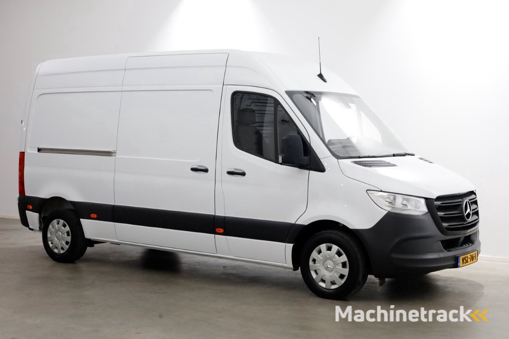 Mercedes-Benz Sprinter 215 CDI 150pk L2H2 9G Automaat Airco/CarPlay 12-2022