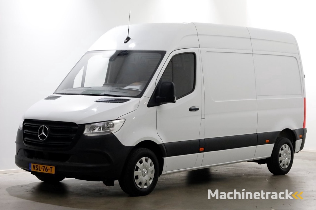 Mercedes-Benz Sprinter 215 CDI 150pk L2H2 9G Automaat Airco/CarPlay 12-2022
