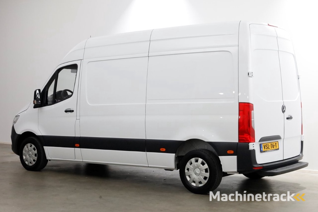 Mercedes-Benz Sprinter 215 CDI 150pk L2H2 9G Automaat Airco/CarPlay 12-2022