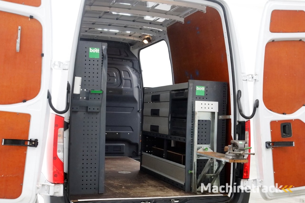 Mercedes-Benz Sprinter 516 CDI 163pk E6 L2H2 Airco/Inrichting/230V Trekhaak 3500kg 11-2019