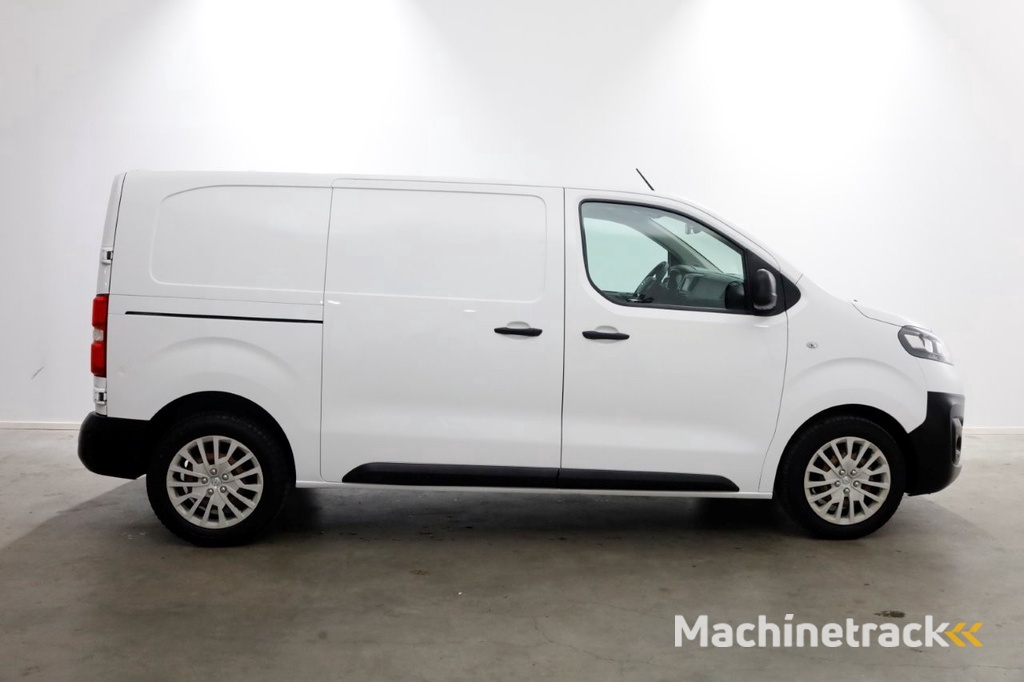Opel Vivaro 2.0 CDTI 122pk Edition Airco/Camera/2x Schuifdeur 01-2020