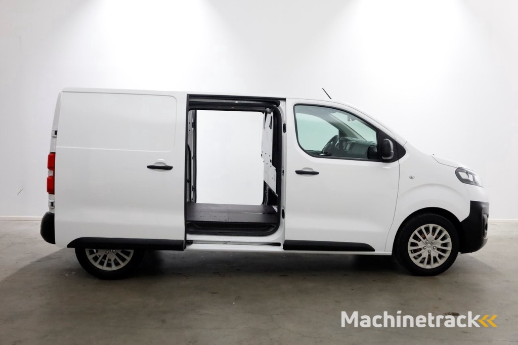 Opel Vivaro 2.0 CDTI 122pk Edition Airco/Camera/2x Schuifdeur 01-2020