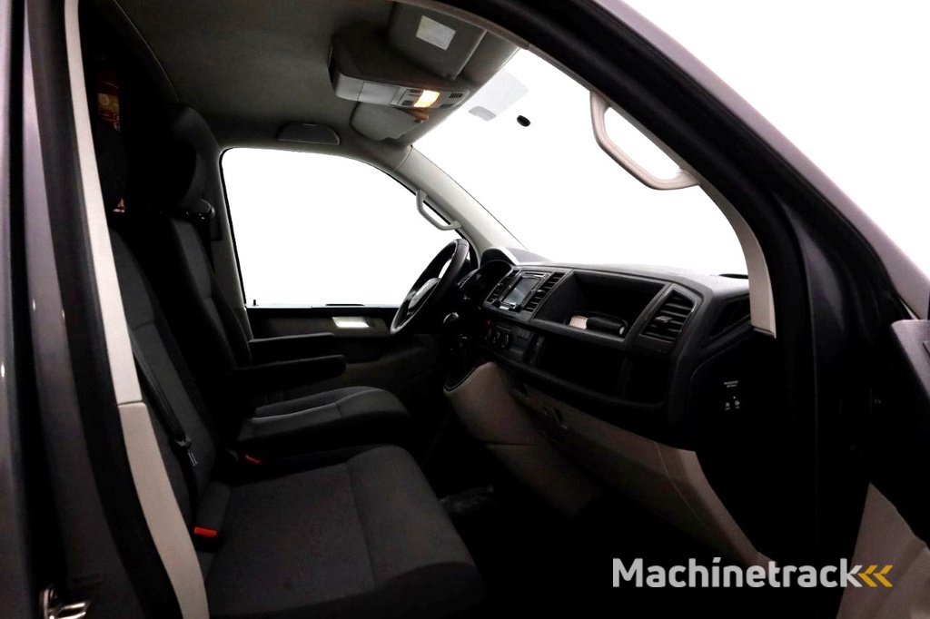 Volkswagen Transporter T6 2.0 TDI 102pk L2H2 Airco/Navi/Achterklep 07-2018