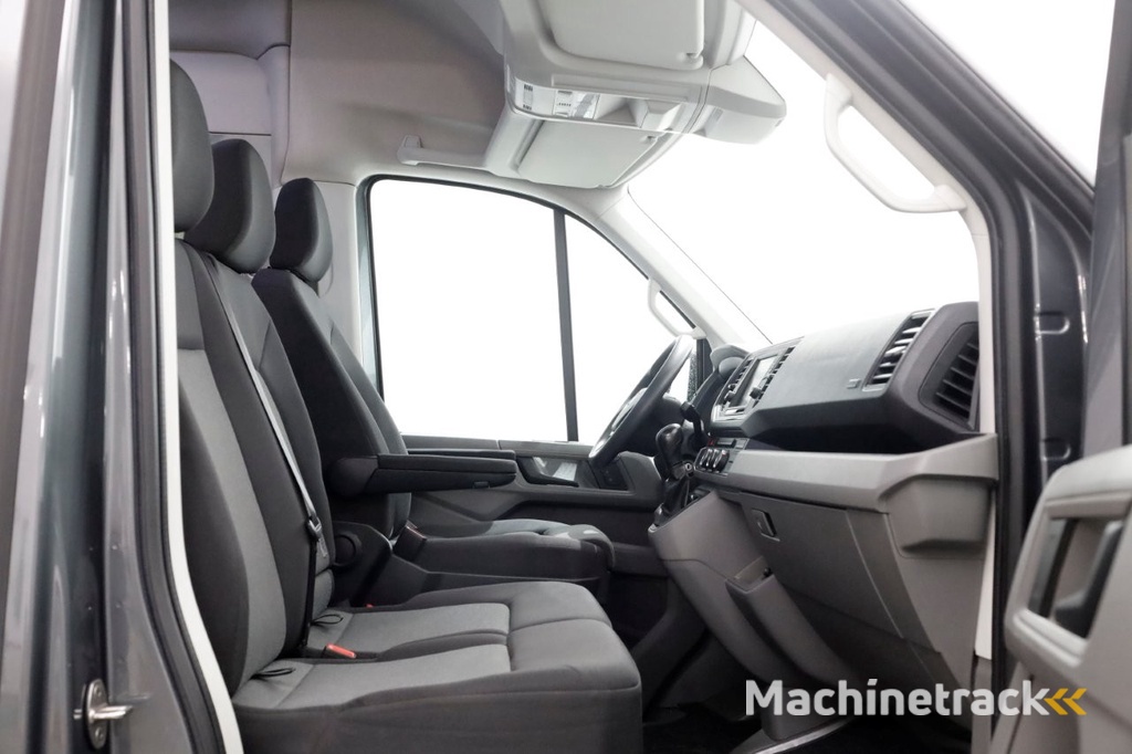 Volkswagen Crafter 35 2.0 TDI 177pk L3H3 (L2H2) DSG-Automaat D.C. Highline LED/ACC/Navi 03-2019