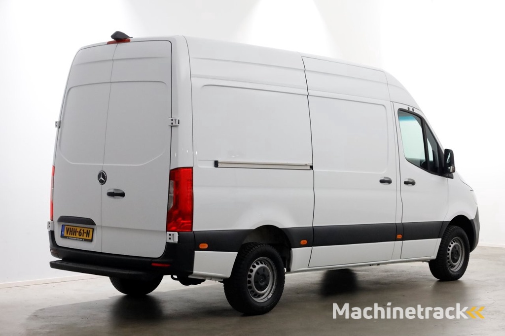 Mercedes-Benz Sprinter 317 CDI 170pk RWD L2H2 9G Automaat Navi/Camera 11-2020