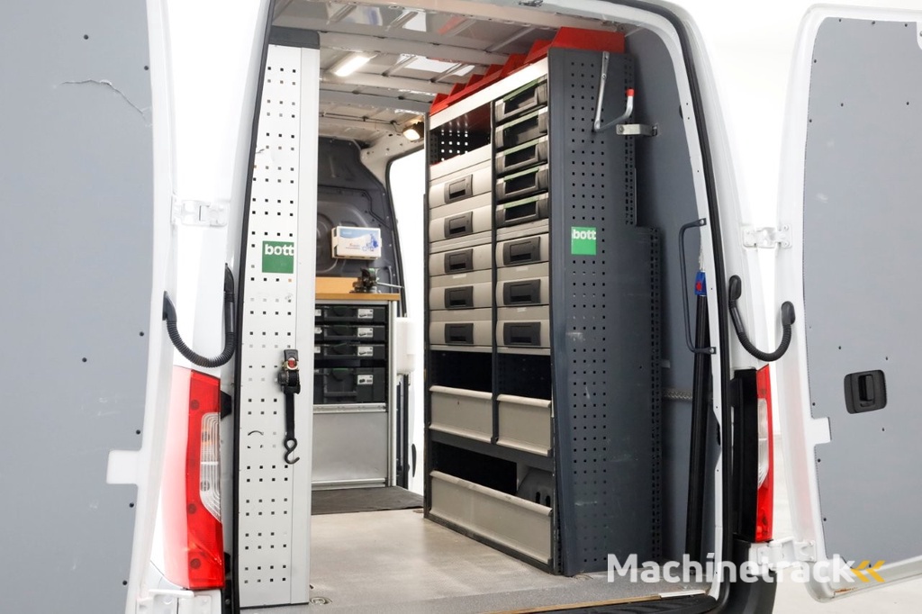 Mercedes-Benz Sprinter 311 CDI 115pk RWD L2H2 Servicewagen Airco/Camera/230V 07-2020