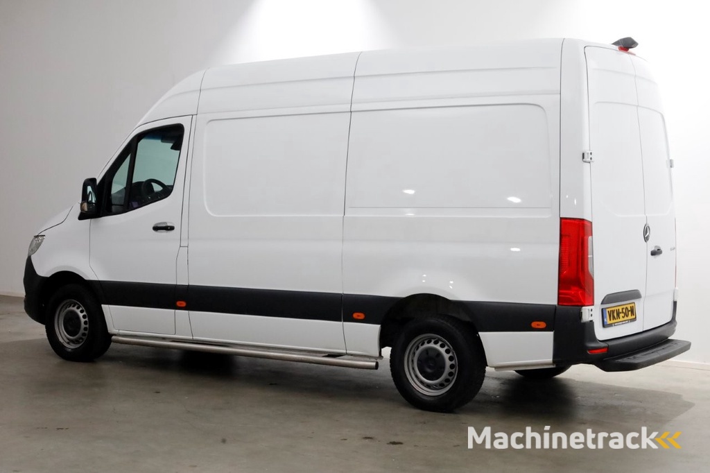 Mercedes-Benz Sprinter 315 CDI 150pk RWD L2H2 9G Automaat Airco/Navi/Camera 06-2021
