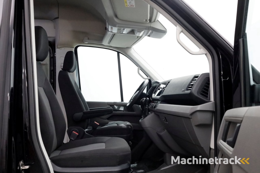 Volkswagen Crafter 50 2.0 TDI 177pk L4H3 (L3H2) DSG-Automaat D.C. Trekhaak 3500kg 01-2021