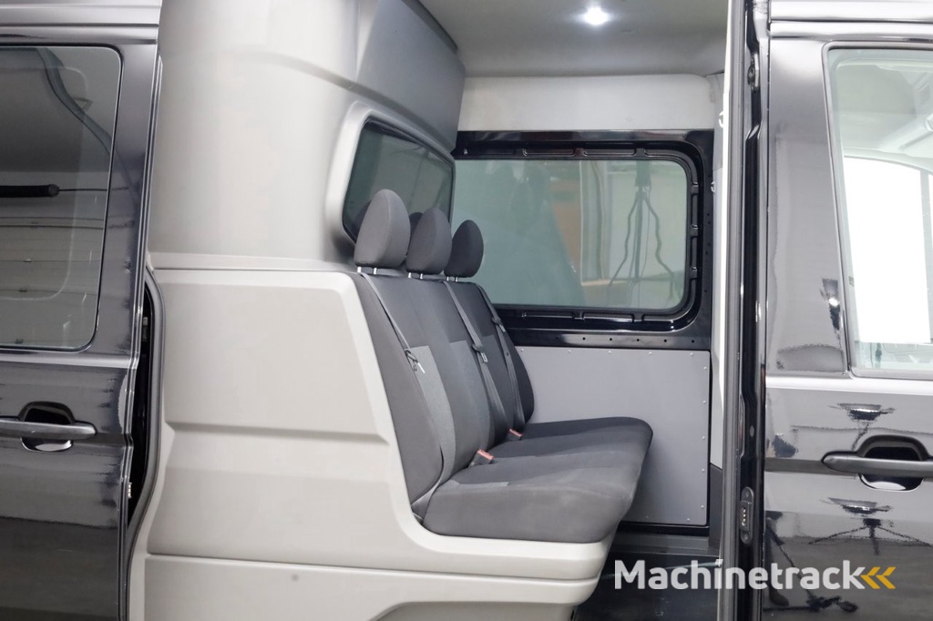 Volkswagen Crafter 50 2.0 TDI 177pk L4H3 (L3H2) DSG-Automaat D.C. Trekhaak 3500kg 01-2021