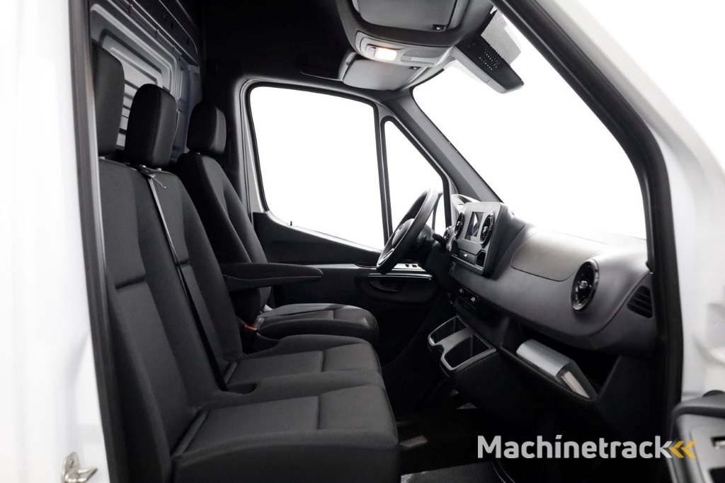 Mercedes-Benz Sprinter 311 CDI 115pk RWD 7G Automaat L2H2 Airco/Camera 05-2021