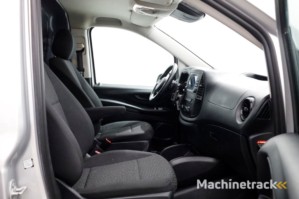 Mercedes-Benz Vito CDI 136pk Compact 9G Automaat 2x Schuifdeur/LED/Camera/Inrichting 07-2022