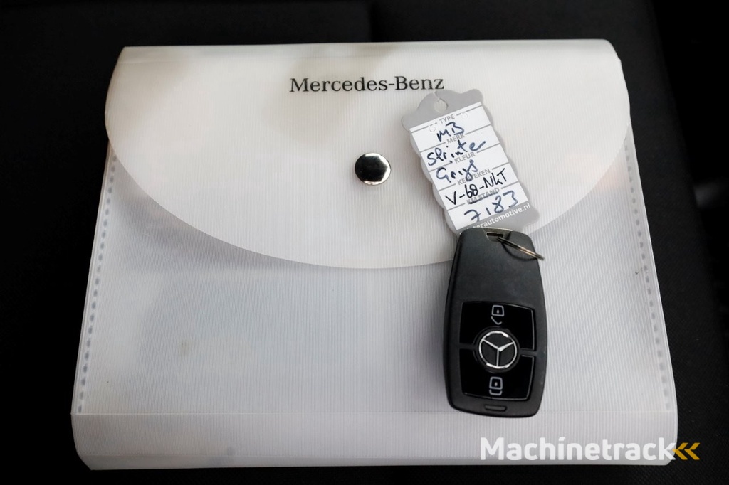 Mercedes-Benz Sprinter 316 CDI 163pk L2H2 LED/Camera/Navi/Trekhaak 2800kg 02-2019