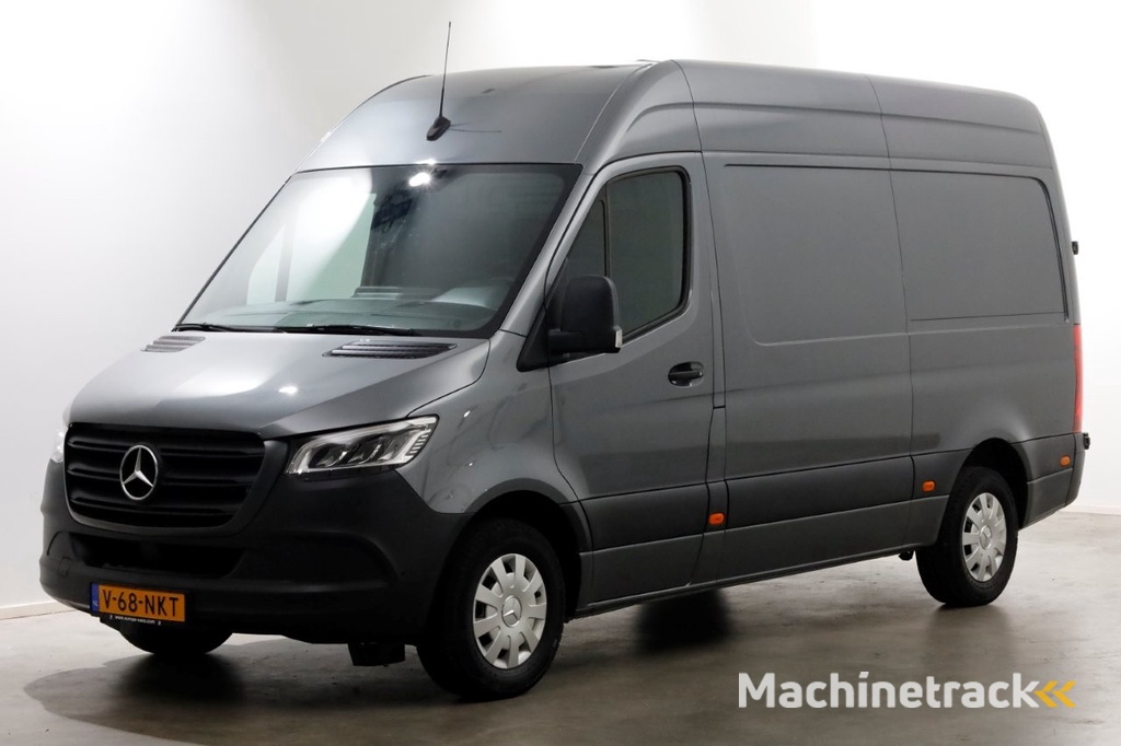 Mercedes-Benz Sprinter 316 CDI 163pk L2H2 LED/Camera/Navi/Trekhaak 2800kg 02-2019