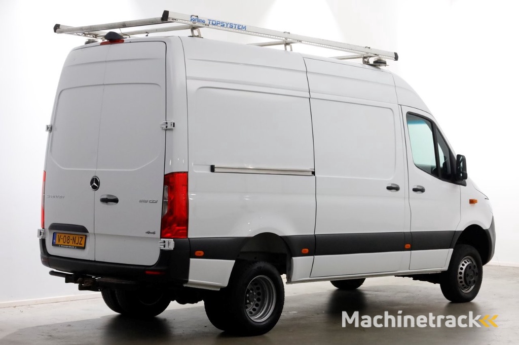 Mercedes-Benz Sprinter 519 3.0 CDI V6 L2H2 4X4 ZG3 Airco/Camera/Trekhaak 3500kg/Inrichting 12-2019
