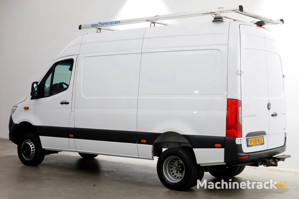 Mercedes-Benz Sprinter 519 3.0 CDI V6 L2H2 4X4 ZG3 Airco/Camera/Trekhaak 3500kg/Inrichting 12-2019