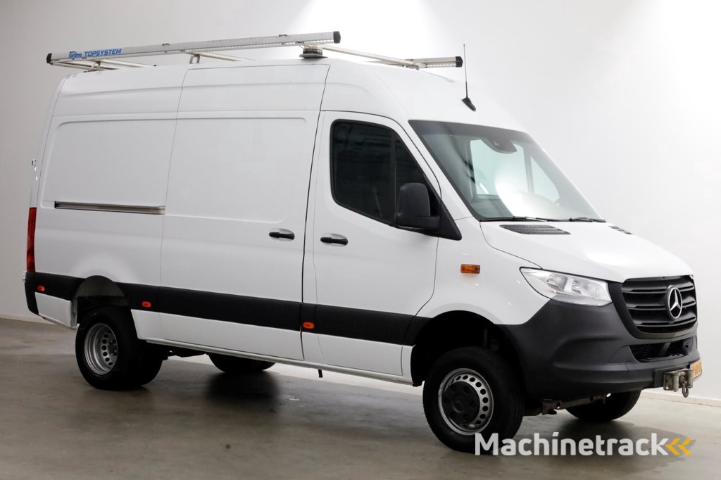 Mercedes-Benz Sprinter 519 3.0 CDI V6 L2H2 4X4 ZG3 Airco/Camera/Trekhaak 3500kg/Inrichting 12-2019