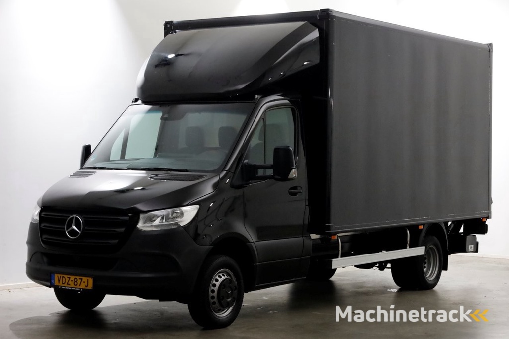 Mercedes-Benz Sprinter 516 CDI 163pk 7G Automaat Bakwagen met laadklep en zijdeur 01-2020