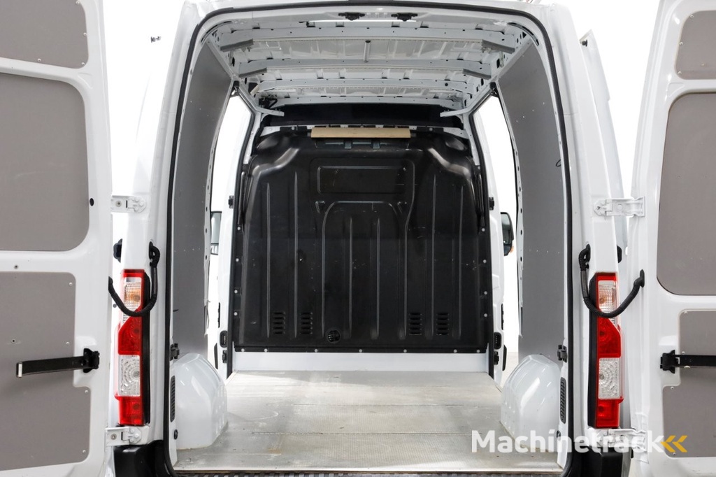 Renault Master T35 2.3 dCi 150pk L2H2 Automaat Airco/Imperiaal/2x Schuifdeur 03-2020