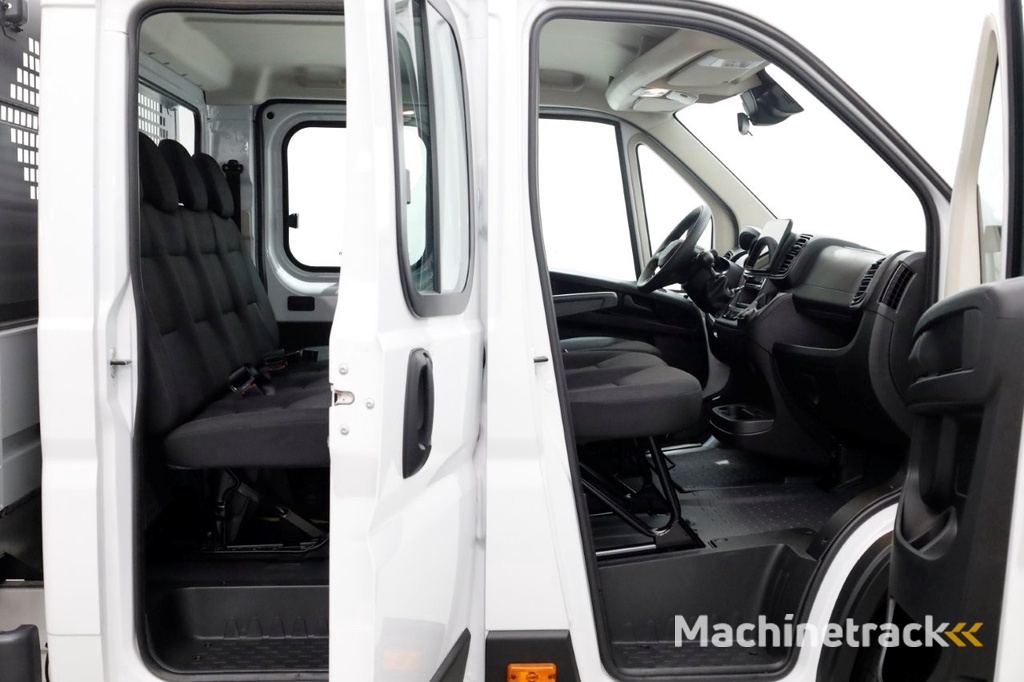 Peugeot Boxer 2.2 BlueHDi 140pk D.C. Open Laadbak Trekhaak 3000kg BPM-Vrij 11-2024