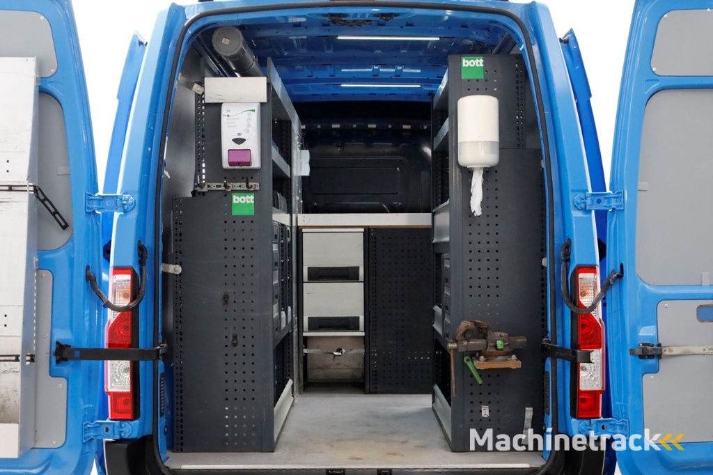 Renault Master T35 2.3 dCi 130pk E6 L2H2 Airco/Inrichting/2x Schuifdeur 09-2019