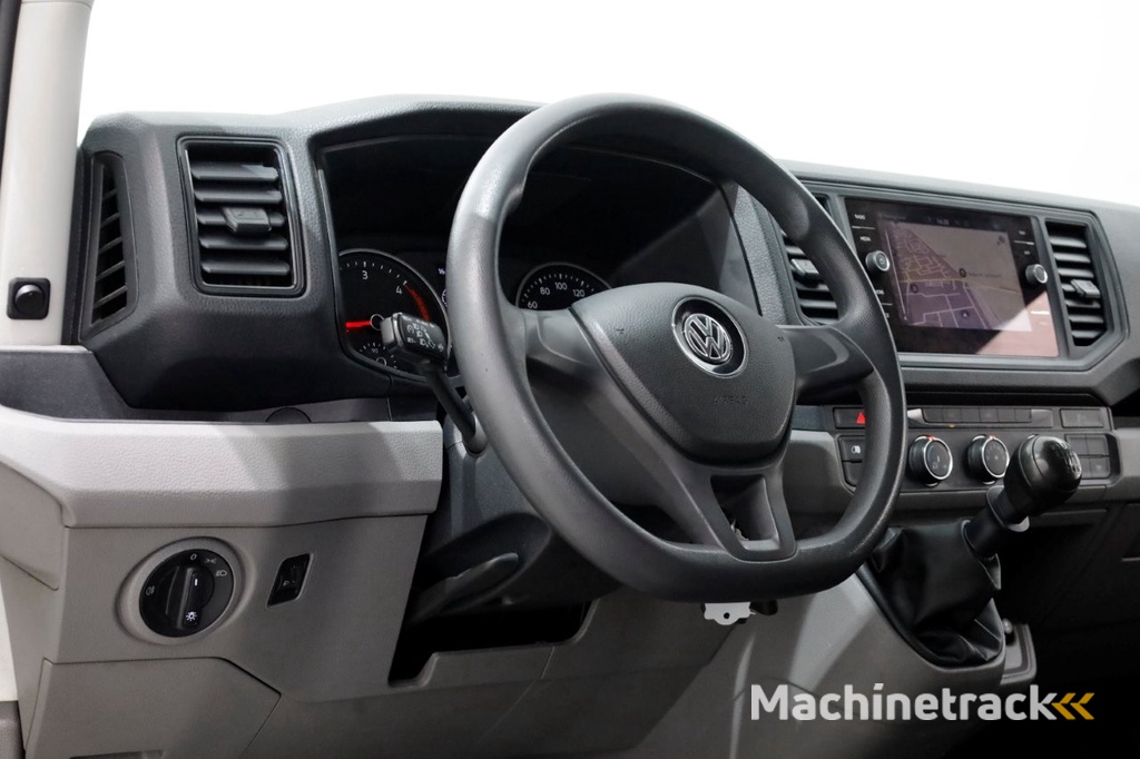 Volkswagen Crafter 35 2.0 TDI 177pk RWD L3H3 (L2H2) Airco/Navi/Camera Trekhaak 3500kg 09-2021