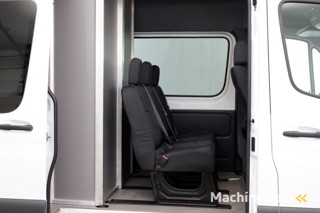 Mercedes-Benz Sprinter 317 CDI 170pk RWD L2H2 D.C. LED/Navi/Camera/Trekhaak 3500kg 03-2021