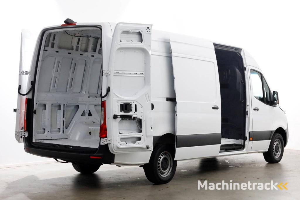 Mercedes-Benz Sprinter 315 CDI 150pk RWD 9G Automaat L3H2 Maxi Airco/Navi/Camera 03-2023