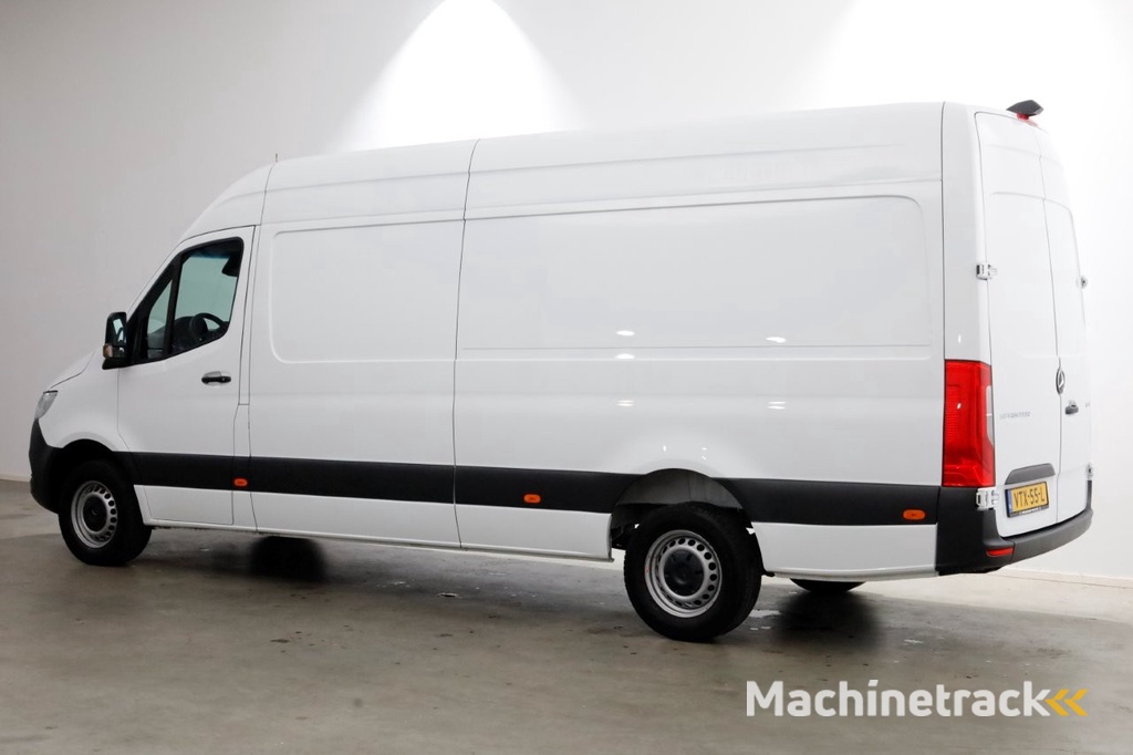Mercedes-Benz Sprinter 315 CDI 150pk RWD 9G Automaat L3H2 Maxi Airco/Navi/Camera 03-2023