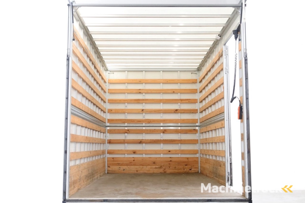 Renault Master T35 2.3 dCi 165pk Bakwagen met laadklep en trekhaak 11-2023