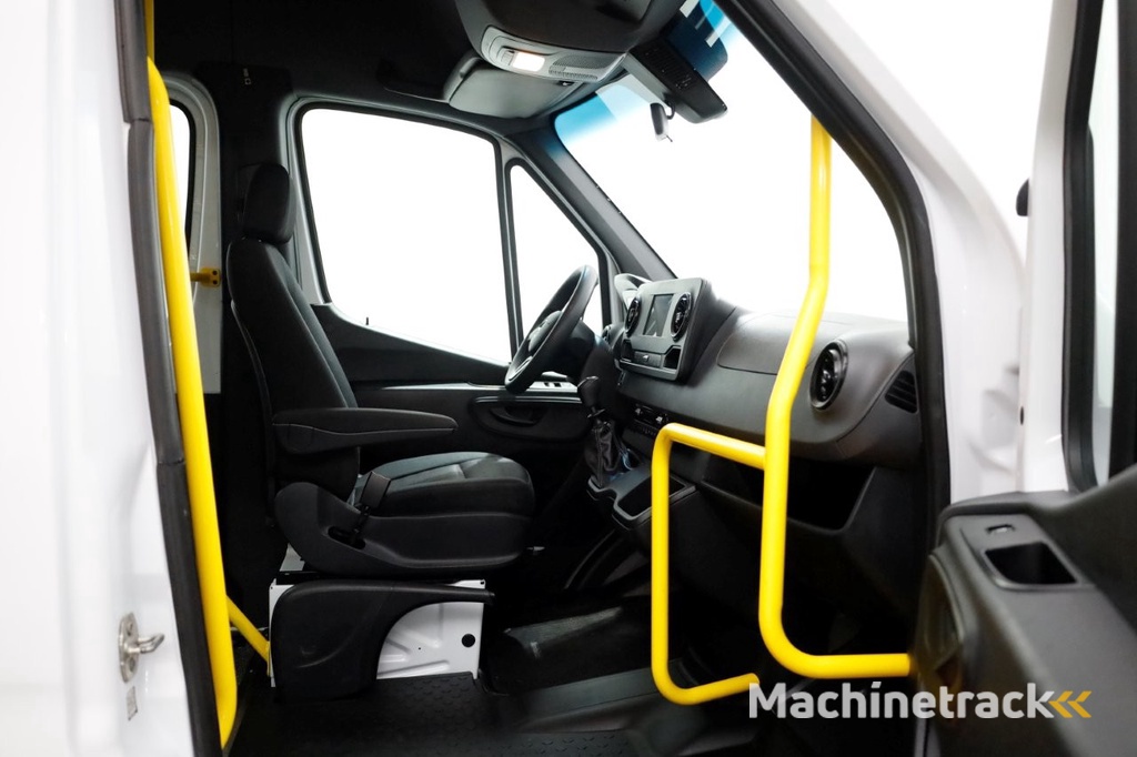 Mercedes-Benz Sprinter Tourer 311 CDI 115pk RWD L2H2 Rolstoelbus TRIFLEXAIR Incl. BTW/BPM 11-2022