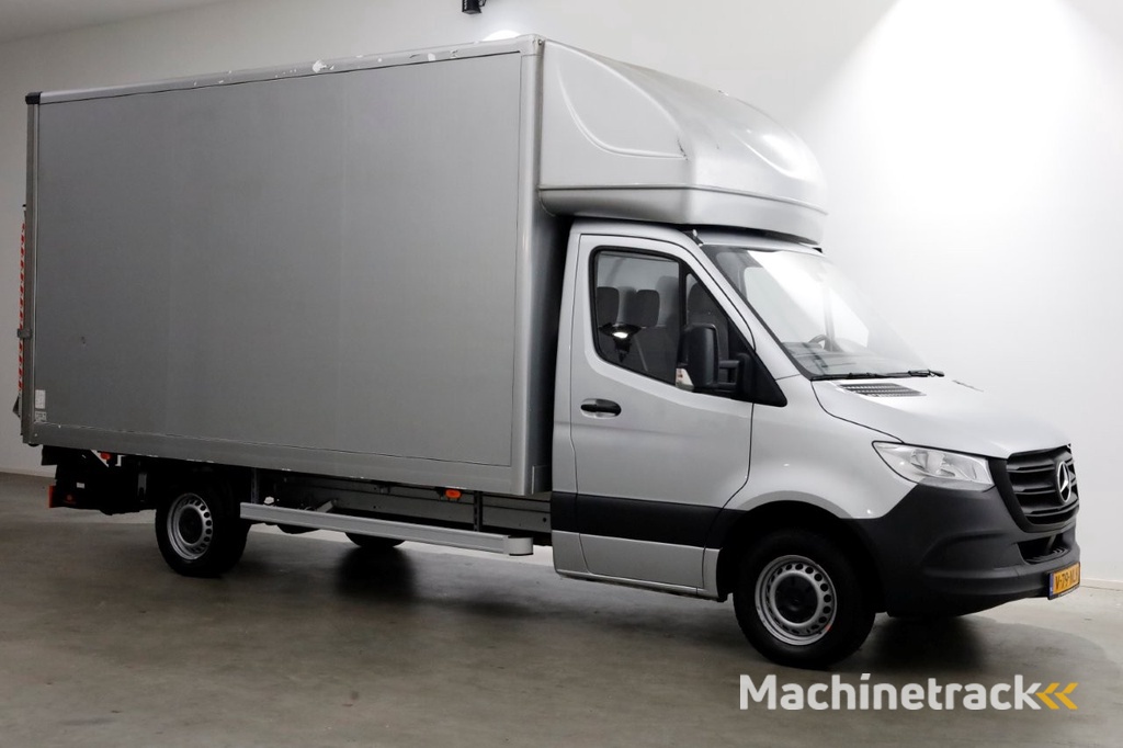 Mercedes-Benz Sprinter 317 CDI 170pk 9G Automaat Bakwagen met laadklep H232cm 08-2023