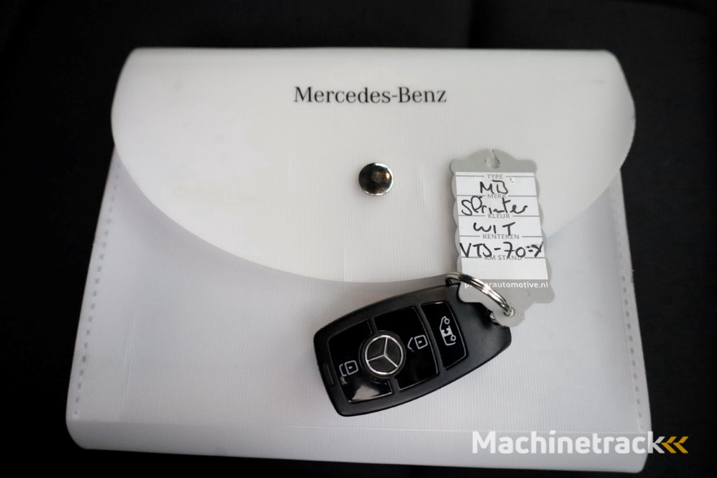 Mercedes-Benz Sprinter 315 CDI 150pk RWD L2H2 Airco/Trekhaak 3500kg 03-2023