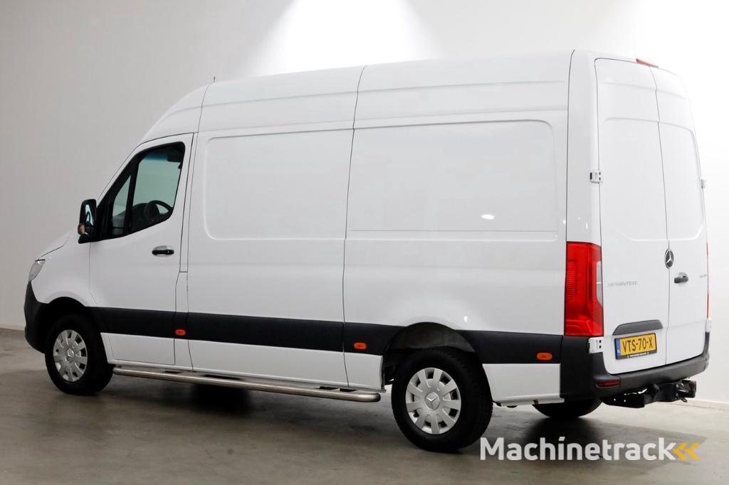 Mercedes-Benz Sprinter 315 CDI 150pk RWD L2H2 Airco/Trekhaak 3500kg 03-2023