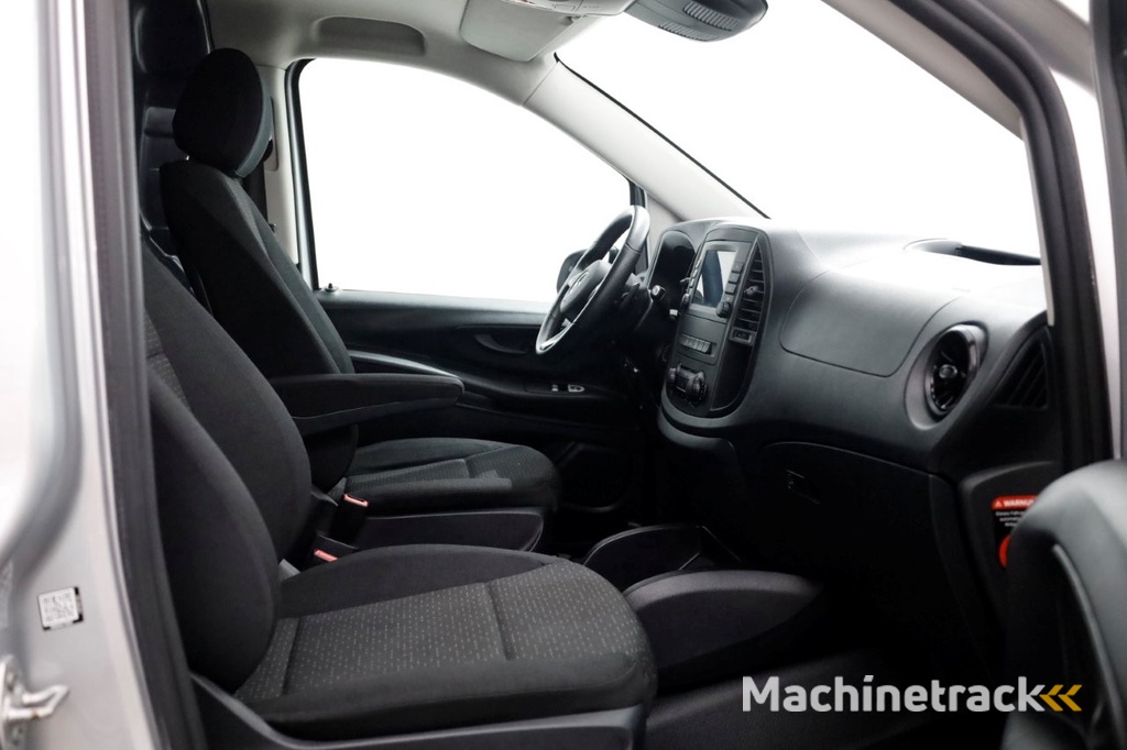 Mercedes-Benz Vito 114 CDI 136pk Compact 9G Automaat 2x Schuifdeur/LED/Camera/Inrichting 05-2022