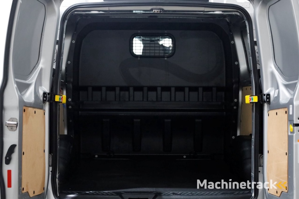 Ford Transit Custom 2.0 TDCI 130pk L2H1 Limited D.C. Airco/Navi/LED 09-2022